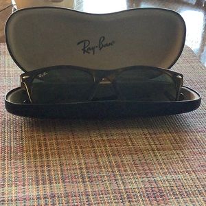 Ray Ban Wayfarer Sunglasses